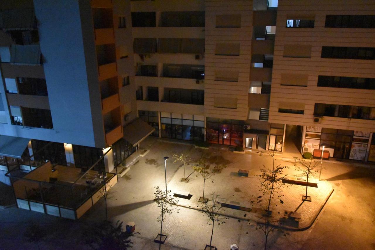 Park Hotel Tirana Yzberishti 外观 照片