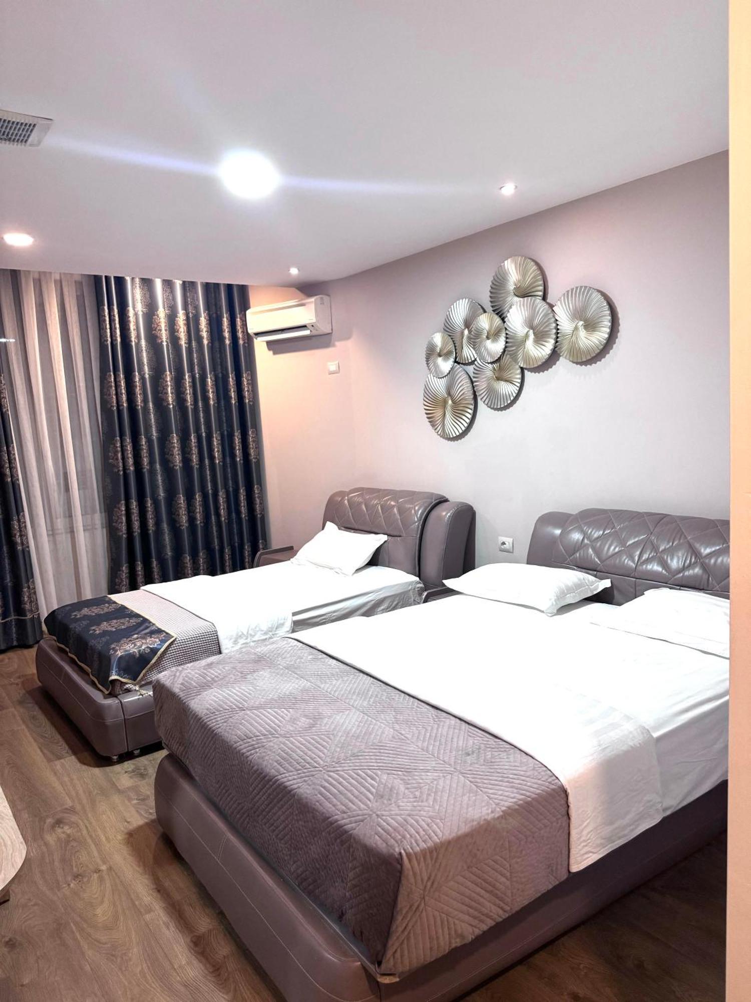 Park Hotel Tirana Yzberishti 外观 照片