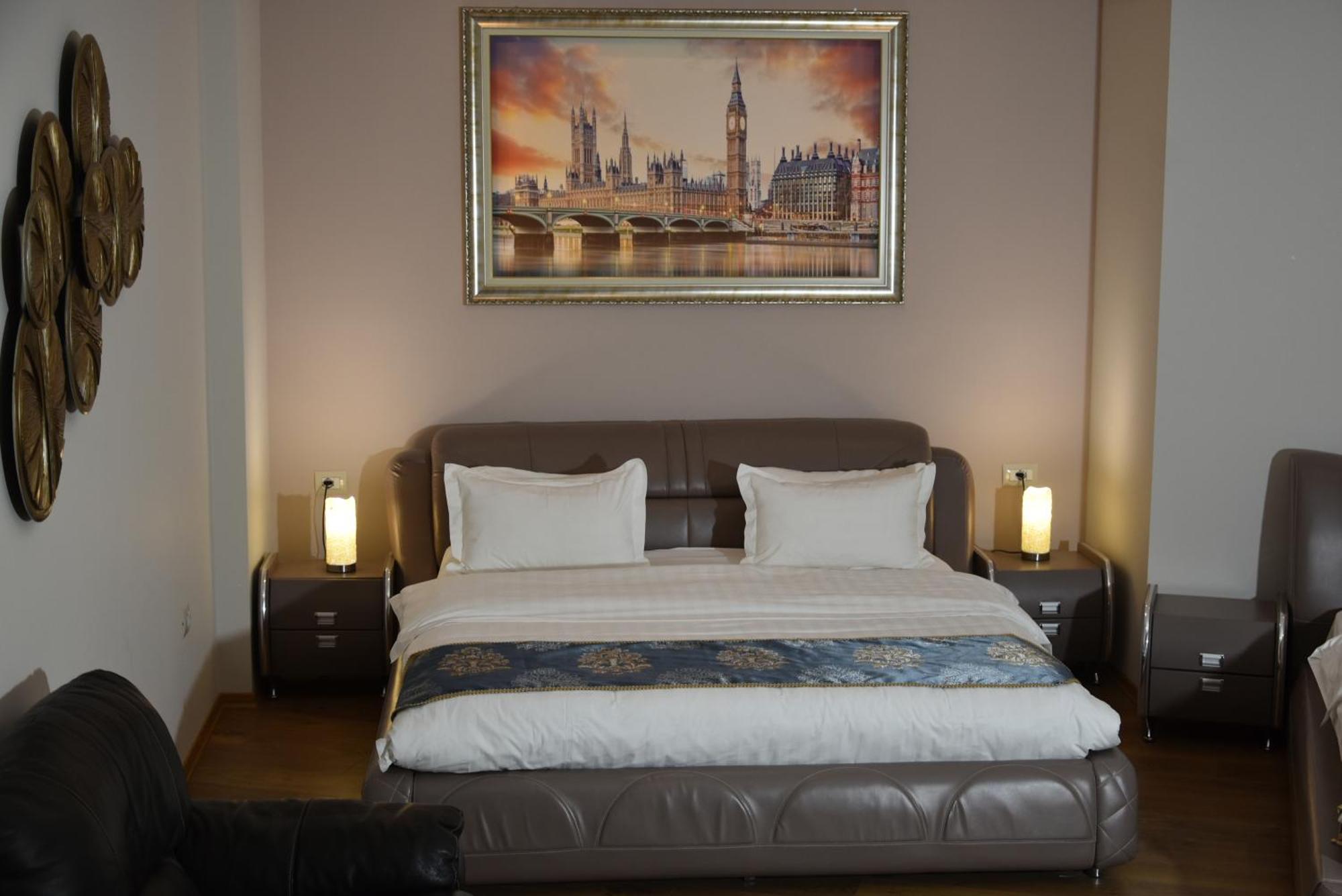 Park Hotel Tirana Yzberishti 外观 照片