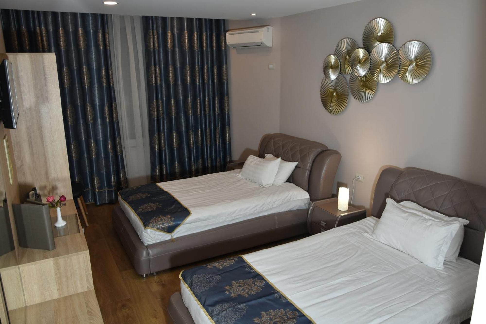 Park Hotel Tirana Yzberishti 外观 照片