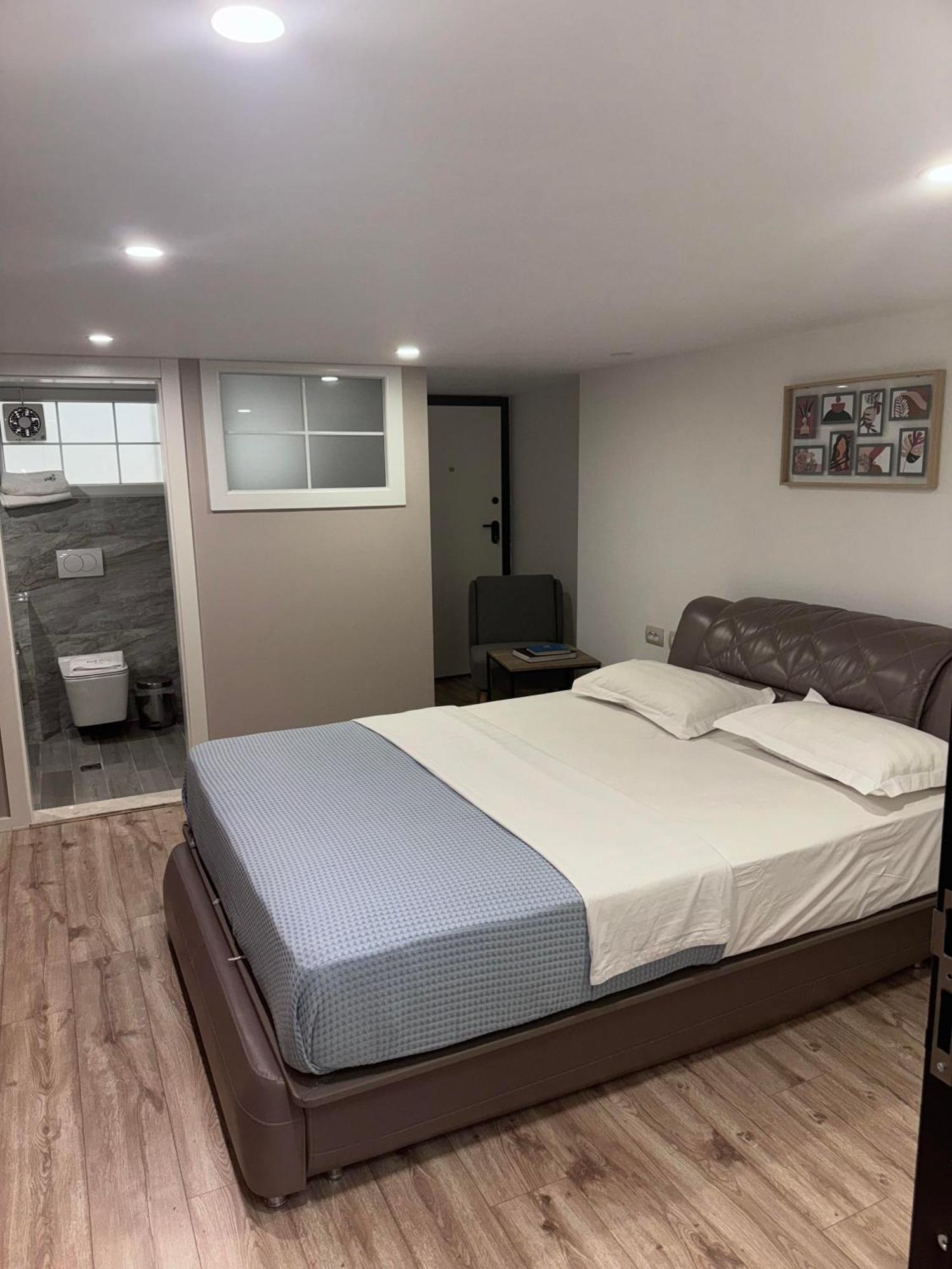 Park Hotel Tirana Yzberishti 外观 照片